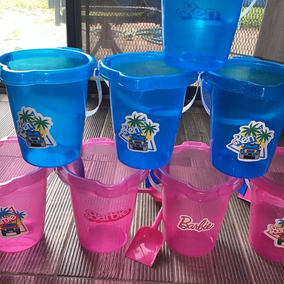 Barbie & Ken Party Favor Buckets (8) - Picture 8 of 12